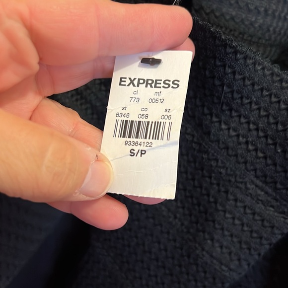 Express Women SP Black Texture Flounce Skirt - Picture 4 of 7